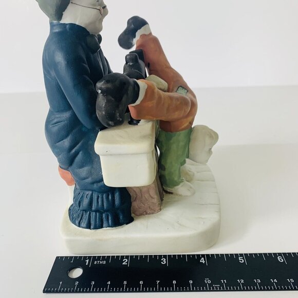 Lefton Grandma Sewing Figurine Humorous Craft Room Decor VTG 50s Kitsch Gift - Picture 12 of 12